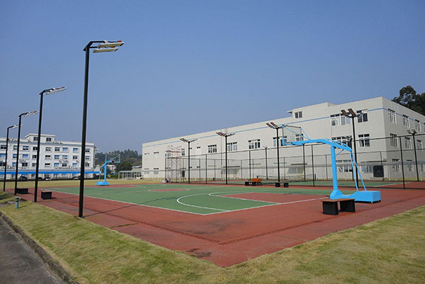 LED Flood Light Project In China. LED-valonheitinprojekti Kiinassa.