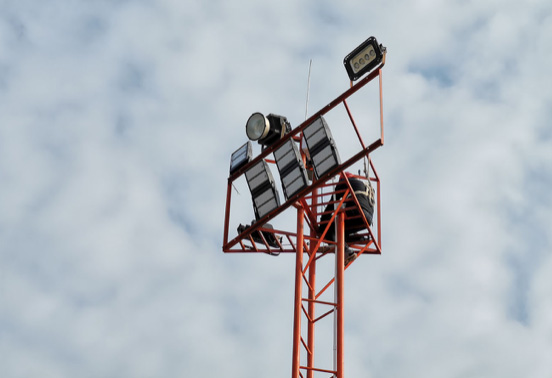 LED High Mast Light Standards LED High Mast Light Standardit